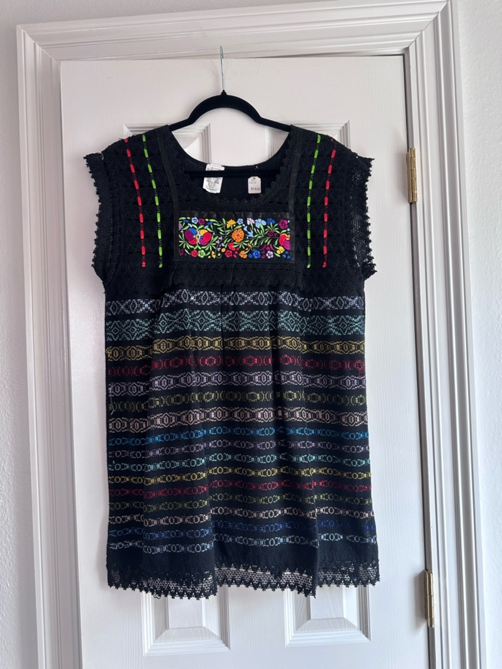 Multicolor Embroidered Mexican Blouse 100% Cotton made in Mexico - OS NWT
